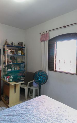Casa à venda com 360m², 5 quartos e 4 vagas Casa à venda com 360m², 5 quartos e 4 vagasQuarto 3