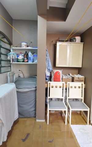 Casa à venda com 180m², 3 quartos e 3 vagasÁrea de serviço