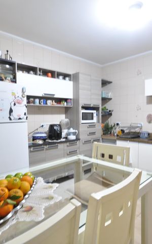 Casa à venda com 180m², 3 quartos e 3 vagasCozinha