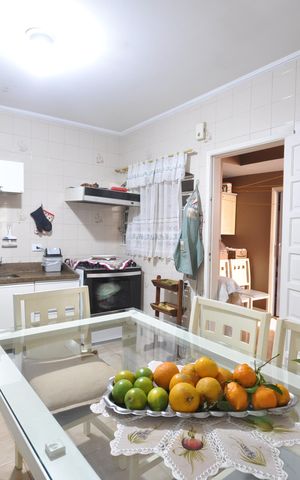 Casa à venda com 180m², 3 quartos e 3 vagasCozinha