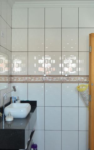 Casa à venda com 300m², 3 quartos e 6 vagasBanheiro da Suíte