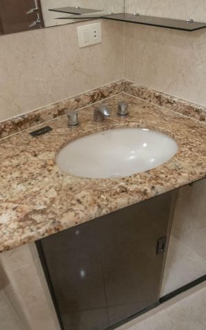 Casa à venda com 260m², 3 quartos e 9 vagasBanheiro Social