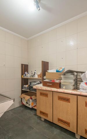 Casa à venda com 260m², 3 quartos e 9 vagasÁrea de Serviço