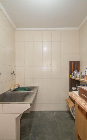 Casa à venda com 260m², 3 quartos e 9 vagasÁrea de Serviço