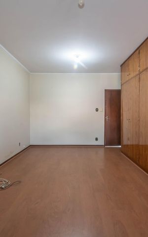 Casa à venda com 260m², 3 quartos e 9 vagasQuarto 3
