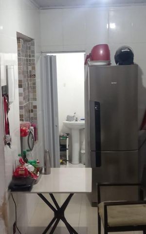 Casa à venda com 200m², 2 quartos e sem vaga Casa à venda com 200m², 2 quartos e sem vagaCozinha e Área de Serviço