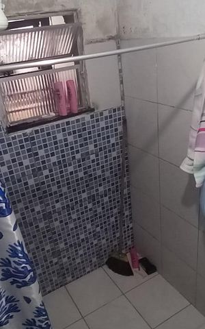Casa à venda com 200m², 2 quartos e sem vaga Casa à venda com 200m², 2 quartos e sem vagaBanheiro