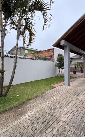 Casa à venda com 150m², 3 quartos e 2 vagasÁrea Externa