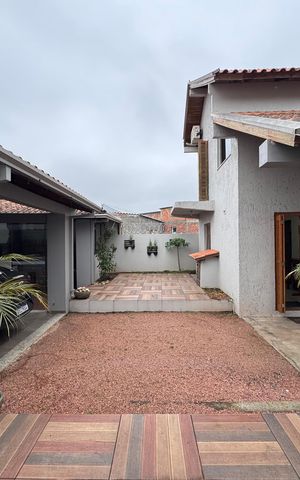 Casa à venda com 150m², 3 quartos e 2 vagasÁrea Externa
