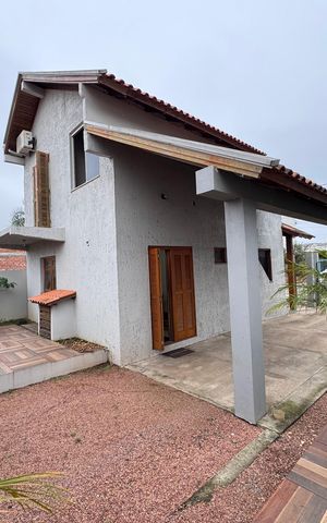 Casa à venda com 150m², 3 quartos e 2 vagasÁrea Externa
