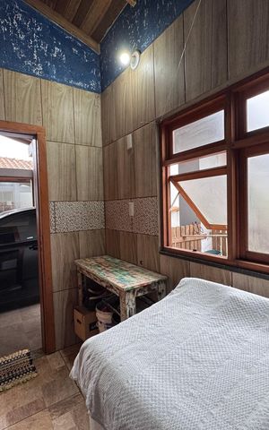 Casa à venda com 150m², 3 quartos e 2 vagasQuarto de Serviço