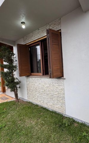 Casa à venda com 150m², 3 quartos e 2 vagasÁrea Externa