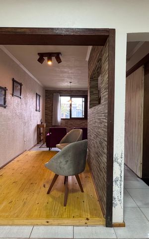 Casa à venda com 150m², 3 quartos e 2 vagasSala
