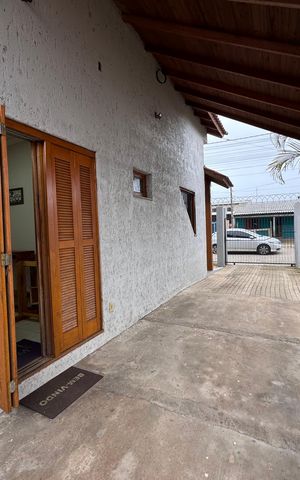 Casa à venda com 150m², 3 quartos e 2 vagasÁrea Externa