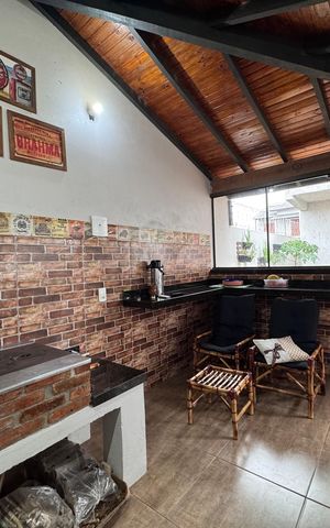 Casa à venda com 150m², 3 quartos e 2 vagasÁrea Gourmet
