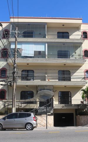 Apartamento à venda com 74m², 2 quartos e 1 vagaFachada