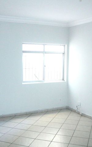 Apartamento à venda com 74m², 2 quartos e 1 vagaSala