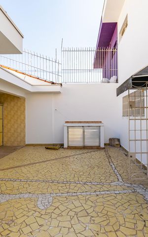 Casa para alugar com 183m², 3 quartos e 2 vagas Casa para alugar com 183m², 3 quartos e 2 vagasQuintal
