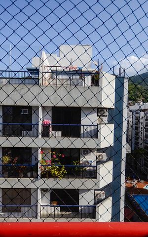 Apartamento à venda com 175m², 2 quartos e 2 vagas Apartamento à venda com 175m², 2 quartos e 2 vagasVista da Suíte