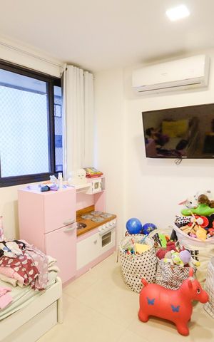 Apartamento à venda com 175m², 2 quartos e 2 vagas Apartamento à venda com 175m², 2 quartos e 2 vagasQuarto