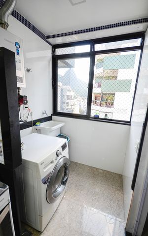 Apartamento à venda com 175m², 2 quartos e 2 vagas Apartamento à venda com 175m², 2 quartos e 2 vagasÁrea de Serviço