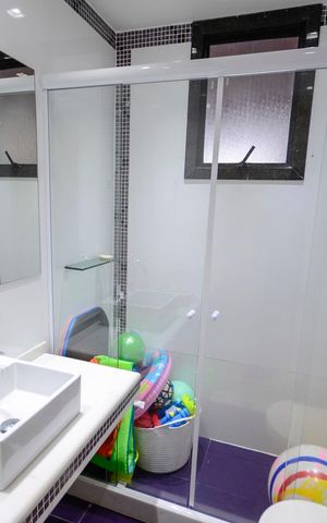 Apartamento à venda com 175m², 2 quartos e 2 vagas Apartamento à venda com 175m², 2 quartos e 2 vagasBanheiro 2