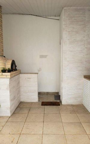Casa à venda com 105m², 3 quartos e 1 vaga