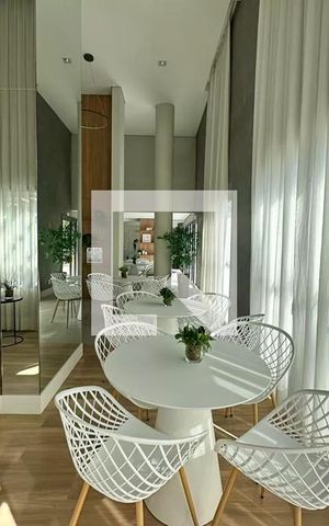 Apartamento à venda com 110m², 2 quartos e 2 vagas Apartamento à venda com 110m², 2 quartos e 2 vagasÁrea comum - Salão de festas