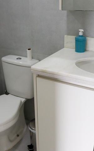 Apartamento à venda com 110m², 2 quartos e 2 vagas Apartamento à venda com 110m², 2 quartos e 2 vagasBanheiro da Suíte 2