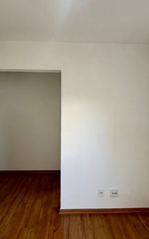 Apartamento à venda com 75m², 3 quartos e 2 vagasSuíte