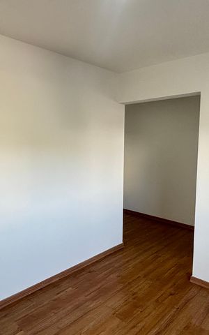 Apartamento à venda com 75m², 3 quartos e 2 vagasSuíte