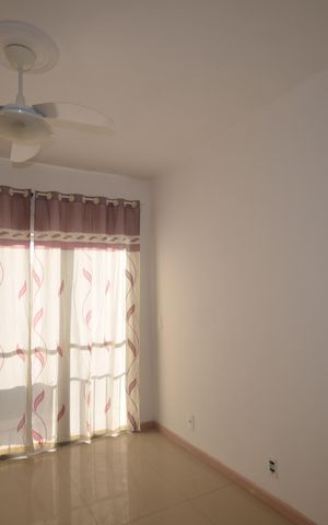 Apartamento à venda com 75m², 2 quartos e 1 vagaSala