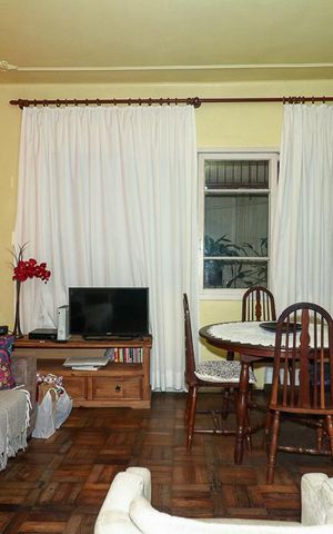 Apartamento à venda com 122m², 3 quartos e sem vagaSala