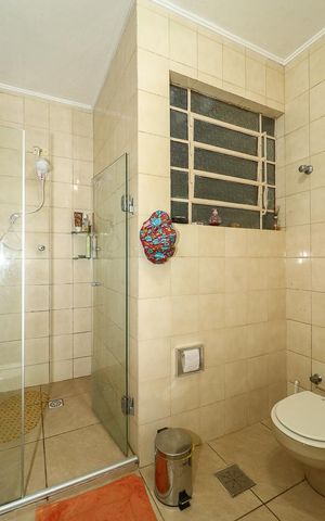 Apartamento à venda com 122m², 3 quartos e sem vagaBanheiro