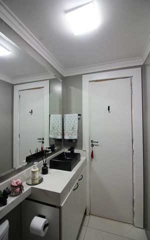 Apartamento à venda com 60m², 2 quartos e 1 vagaBanheiro Social