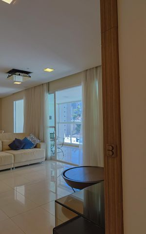 Apartamento à venda com 170m², 4 quartos e 3 vagas Apartamento à venda com 170m², 4 quartos e 3 vagasEntrada