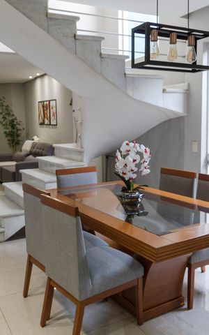 Casa à venda com 250m², 4 quartos e 4 vagasSala de Jantar