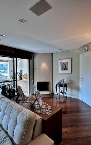 Apartamento à venda com 109m², 2 quartos e 3 vagas Apartamento à venda com 109m², 2 quartos e 3 vagasSala
