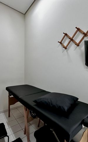 Apartamento à venda com 109m², 2 quartos e 3 vagas Apartamento à venda com 109m², 2 quartos e 3 vagasMassagem
