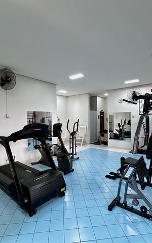 Apartamento à venda com 109m², 2 quartos e 3 vagas Apartamento à venda com 109m², 2 quartos e 3 vagasÁrea comum - Academia