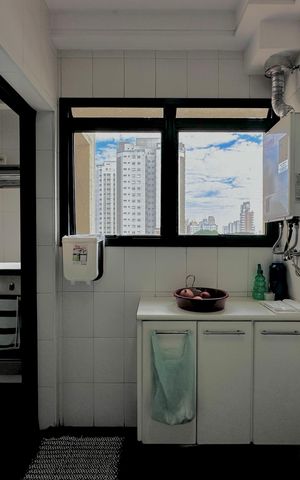 Apartamento à venda com 109m², 2 quartos e 3 vagas Apartamento à venda com 109m², 2 quartos e 3 vagasÁrea de Serviço