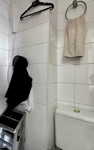 Apartamento à venda com 109m², 2 quartos e 3 vagas Apartamento à venda com 109m², 2 quartos e 3 vagasBanheiro de Serviço