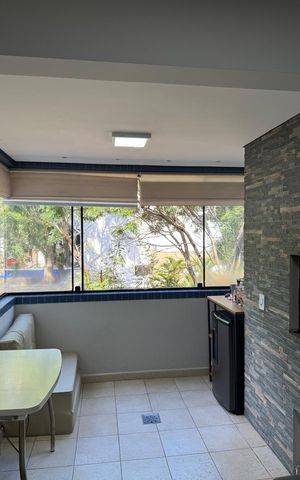 Apartamento à venda com 81m², 2 quartos e 1 vaga Apartamento à venda com 81m², 2 quartos e 1 vagaVaranda