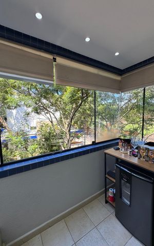 Apartamento à venda com 81m², 2 quartos e 1 vaga Apartamento à venda com 81m², 2 quartos e 1 vagaVaranda