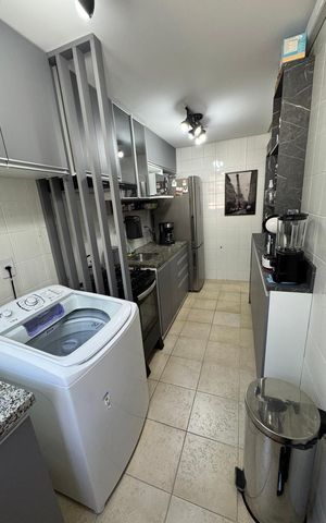 Apartamento à venda com 81m², 2 quartos e 1 vaga Apartamento à venda com 81m², 2 quartos e 1 vagaÁrea de Serviço