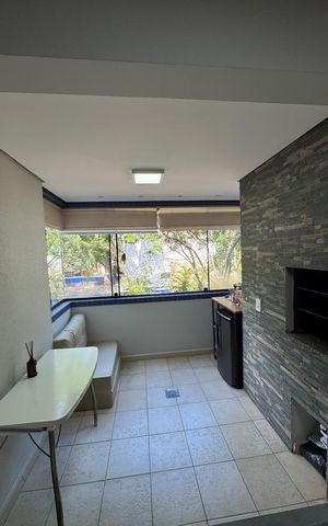 Apartamento à venda com 81m², 2 quartos e 1 vaga Apartamento à venda com 81m², 2 quartos e 1 vagaVaranda