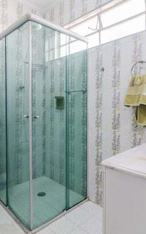 Casa para alugar com 164m², 3 quartos e 3 vagasBanheiro 1
