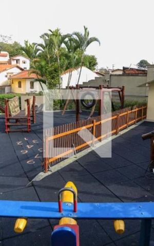 Apartamento para alugar com 61m², 2 quartos e 1 vaga Apartamento para alugar com 61m², 2 quartos e 1 vagaÁrea comum - Playground
