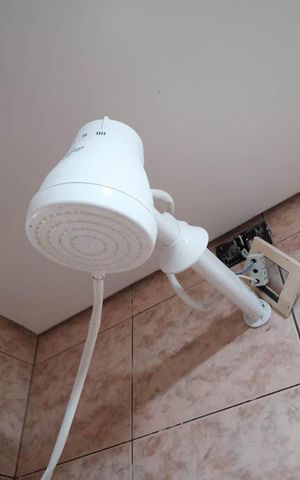 Casa para alugar com 100m², 2 quartos e sem vagaBanheiro da Suíte