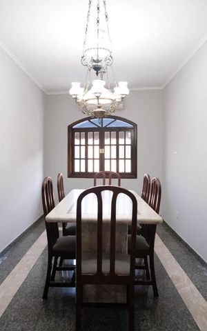 Casa para alugar com 100m², 2 quartos e sem vagaSala